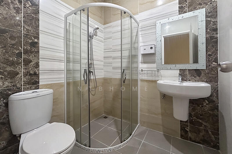 ขาย - Golden Town Rattanathibet-Saima Station : โกลเด้น ทาวน์ รัตนาธิเบศร์-สถานีรถไฟฟ้าไทรม้า, นนทบุรี