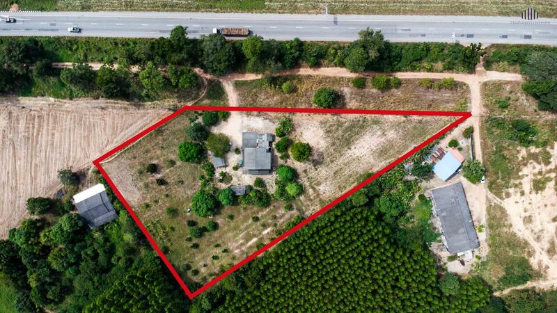 ขาย - ขายถูกที่สุด!!! ที่ดิน ติดถนน331 ขนาด 5 ไร่ หน้ากว้างกว่า 130 เมตร เหมาะกับการทำโกดังก็ได้, ชลบุรี