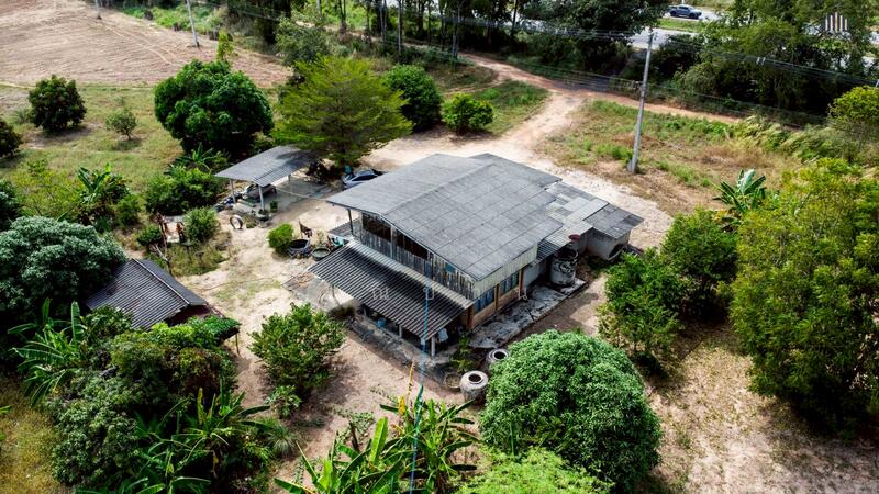 ขาย - ขายถูกที่สุด!!! ที่ดิน ติดถนน331 ขนาด 5 ไร่ หน้ากว้างกว่า 130 เมตร เหมาะกับการทำโกดังก็ได้, ชลบุรี