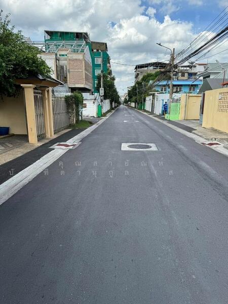 ขาย - สมเด็จพระเจ้าตากสิน ซอย 4, กรุงเทพ