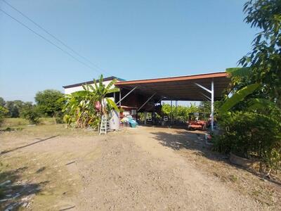 ขาย - บ้านเดี่ยวพร้อมที่ดินองค์รักษ์ นครนายก, นครนายก