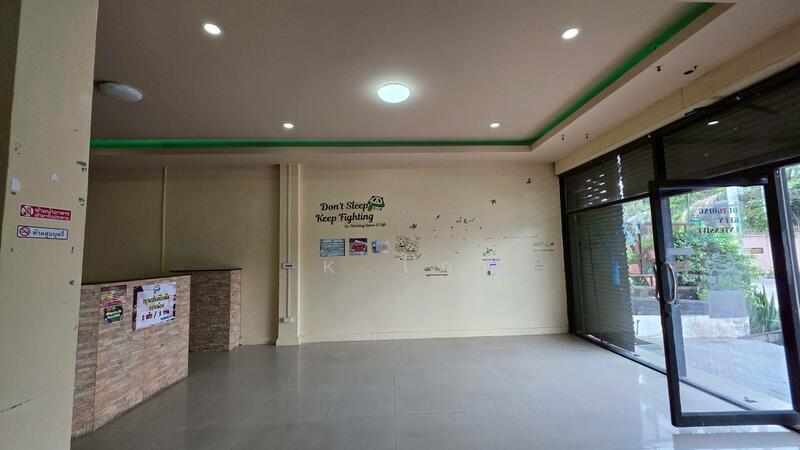 For Rent - ให้เช่า ตึกแถวปากทาง เมืองเอก (ม.รังสิต), Pathum Thani