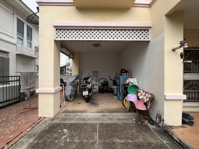 Perfect Place Sukhumvit 77-Suvarnabhumi, Samut Prakan, Lat Krabang Road, Rachathewa, Bang Plee, Samut Prakan, 3 Bedrooms, 160 sqm, Single Detached House For Sale, by HOME Real Estate Service, 500048563 - DDproperty.com