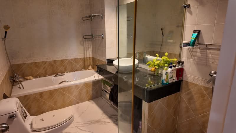 Baan Klang Krung Thonglor, Bangkok, 55 Soi Sukhumvit 55, Khlong Tan Nua, Watthana, Bangkok, 3 Bedrooms, 350 sqm, Townhouse For Sale, by กุสุมา เนียมหุ่น, 500048858 - DDproperty.com