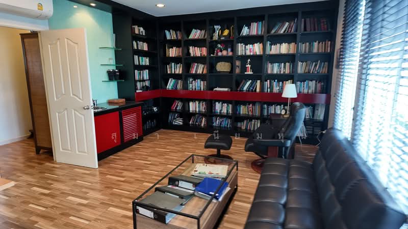 Baan Klang Krung Thonglor, Bangkok, 55 Soi Sukhumvit 55, Khlong Tan Nua, Watthana, Bangkok, 3 Bedrooms, 350 sqm, Townhouse For Sale, by กุสุมา เนียมหุ่น, 500048858 - DDproperty.com