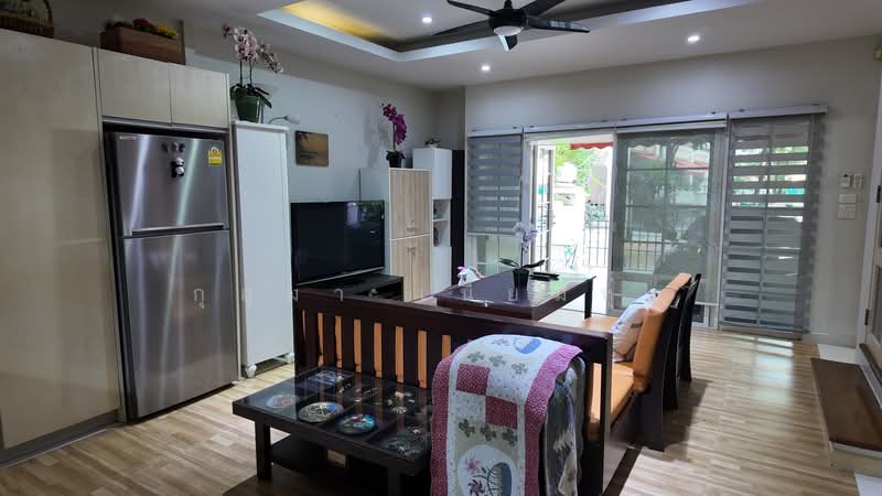 Baan Klang Krung Thonglor : บ้านกลางกรุงทองหล่อ, กรุงเทพ, 55 ซอยสุขุมวิท 55, คลองตันเหนือ, วัฒนา, กรุงเทพ, 350 ตร.ม., ทาวน์เฮ้าส์ ขาย, โดย กุสุมา เนียมหุ่น, 500048858 - DDproperty.com