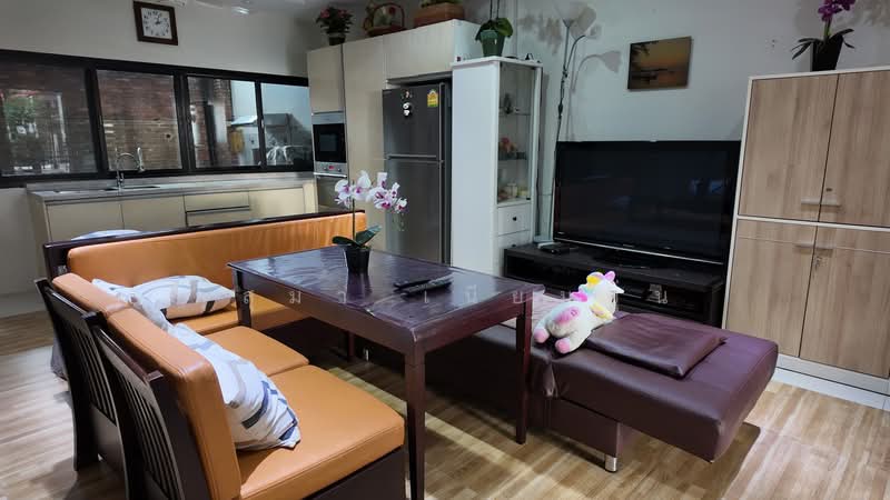 Baan Klang Krung Thonglor : บ้านกลางกรุงทองหล่อ, กรุงเทพ, 55 ซอยสุขุมวิท 55, คลองตันเหนือ, วัฒนา, กรุงเทพ, 350 ตร.ม., ทาวน์เฮ้าส์ ขาย, โดย กุสุมา เนียมหุ่น, 500048858 - DDproperty.com