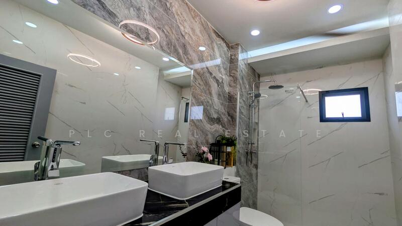 Spacious 5-Bedroom House for Sale – Siam Country Club, Chon Buri (Pattaya), Bang Lamung, Bang Lamung (Pattaya), Chon Buri (Pattaya), 5 Bedrooms, 400 sqm, Single Detached House For Sale, by PLC Real Estate, 500048869 - DDproperty.com