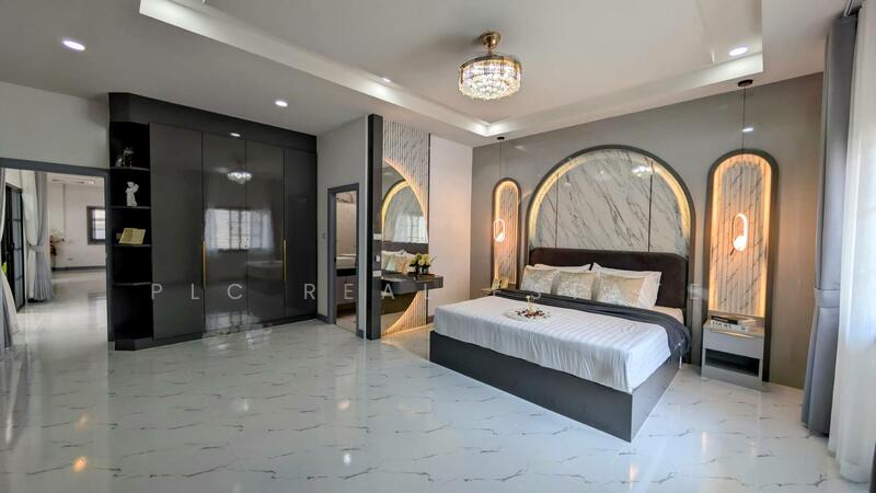 Spacious 5-Bedroom House for Sale – Siam Country Club, Chon Buri (Pattaya), Bang Lamung, Bang Lamung (Pattaya), Chon Buri (Pattaya), 5 Bedrooms, 400 sqm, Single Detached House For Sale, by PLC Real Estate, 500048869 - DDproperty.com