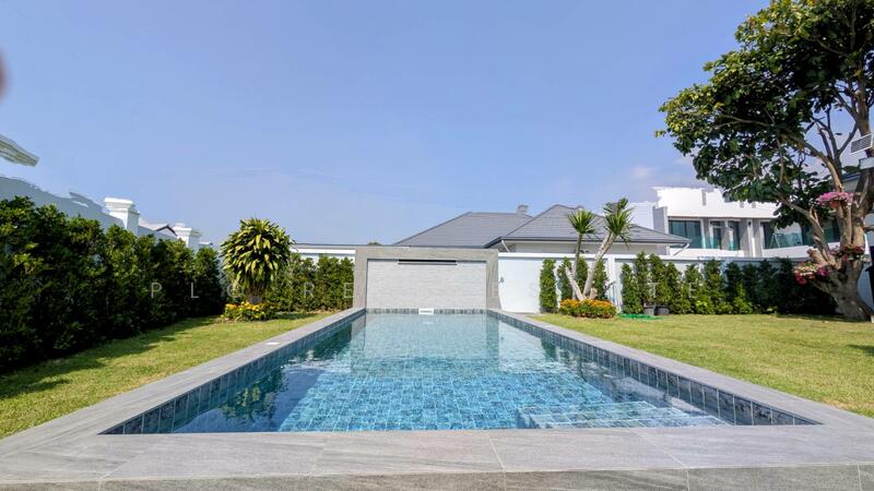 Spacious 5-Bedroom House for Sale – Siam Country Club, Chon Buri (Pattaya), Bang Lamung, Bang Lamung (Pattaya), Chon Buri (Pattaya), 5 Bedrooms, 400 sqm, Single Detached House For Sale, by PLC Real Estate, 500048869 - DDproperty.com