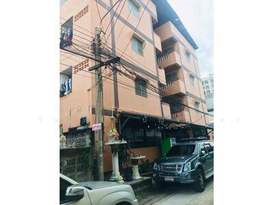 ขาย - WPDD-002 ขายอพาร์ตเมนต์ 4 ชั้น 48 ห้อง ทำเล BTSสายหยุด ราคา 18 ล้าน, กรุงเทพ