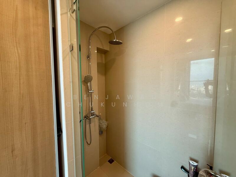 The Riviera Wongamat, Chon Buri (Pattaya), Na Kluea 16 Alley, Na Kloe, Bang Lamung (Pattaya), Chon Buri (Pattaya), 1 Bedroom, 35 sqm, Condo For Sale, by Benjawan Chukunhom, 500049073 - DDproperty.com