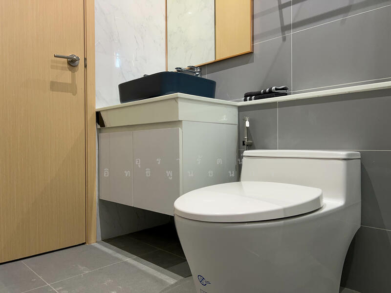 Modern Pool villa, Thappaya soi 11, near to central pattaya, Chon Buri (Pattaya), Thappaya soi 11, Bang Lamung, Bang Lamung (Pattaya), Chon Buri (Pattaya), 4 Bedrooms, 250 sqm, Single Detached House For Sale, by อุรารัตน์ อิทธิพูนธนกร, 500049170 - DDproperty.com