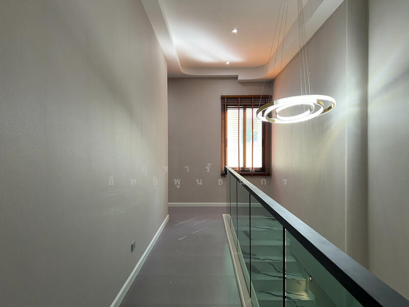 โมเดิร์นพูลวิลล่า 4ห้องนอน 5ห้องน้ำ ทำเลใกล้เมืองพัทยา, ชลบุรี, Thappaya soi 11, บางละมุง, บางละมุง, ชลบุรี, 250 ตร.ม., บ้านเดี่ยว ขาย, โดย อุรารัตน์ อิทธิพูนธนกร, 500049170 - DDproperty.com