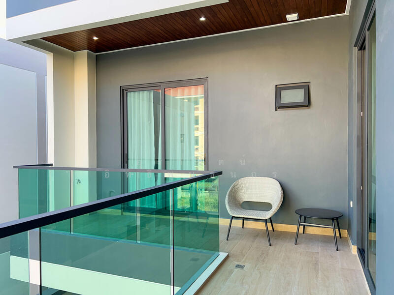 Modern Pool villa, Thappaya soi 11, near to central pattaya, Chon Buri (Pattaya), Thappaya soi 11, Bang Lamung, Bang Lamung (Pattaya), Chon Buri (Pattaya), 4 Bedrooms, 250 sqm, Single Detached House For Sale, by อุรารัตน์ อิทธิพูนธนกร, 500049170 - DDproperty.com