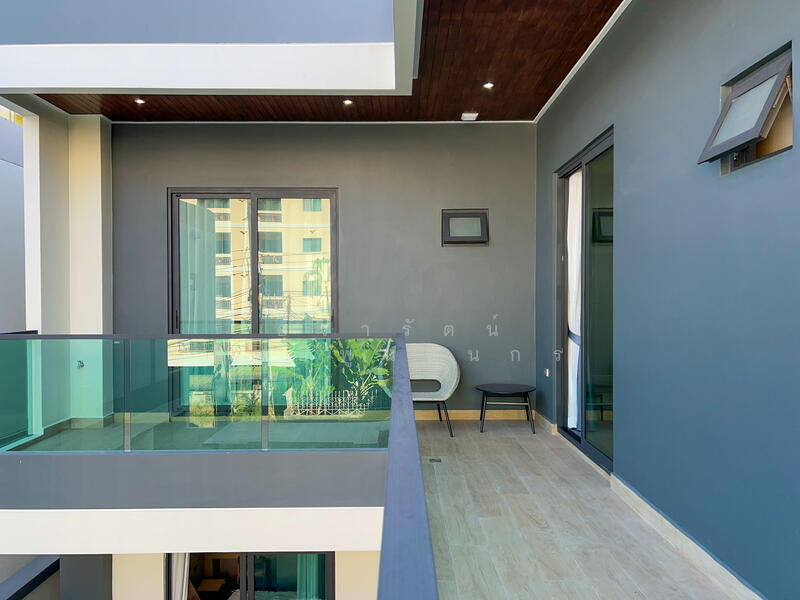 โมเดิร์นพูลวิลล่า 4ห้องนอน 5ห้องน้ำ ทำเลใกล้เมืองพัทยา, ชลบุรี, Thappaya soi 11, บางละมุง, บางละมุง, ชลบุรี, 250 ตร.ม., บ้านเดี่ยว ขาย, โดย อุรารัตน์ อิทธิพูนธนกร, 500049170 - DDproperty.com