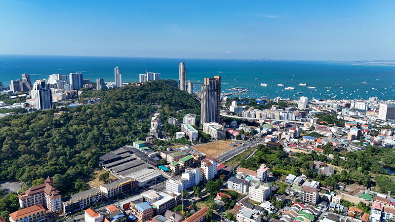 โมเดิร์นพูลวิลล่า 4ห้องนอน 5ห้องน้ำ ทำเลใกล้เมืองพัทยา, ชลบุรี, Thappaya soi 11, บางละมุง, บางละมุง, ชลบุรี, 250 ตร.ม., บ้านเดี่ยว ขาย, โดย อุรารัตน์ อิทธิพูนธนกร, 500049170 - DDproperty.com