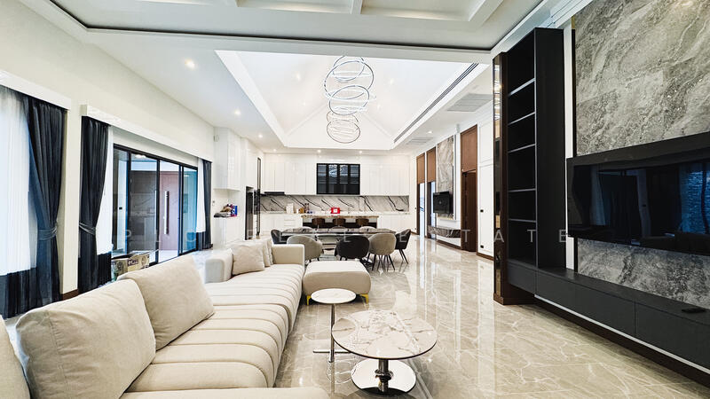 Luxury Pool villa in East Pattaya, Chon Buri (Pattaya), Nong Pru, Bang Lamung (Pattaya), Chon Buri (Pattaya), 4 Bedrooms, 420 sqm, Villa For Sale, by PLC Real Estate, 500049242 - DDproperty.com