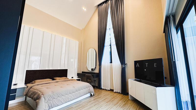 Luxury Pool villa in East Pattaya, Chon Buri (Pattaya), Nong Pru, Bang Lamung (Pattaya), Chon Buri (Pattaya), 4 Bedrooms, 420 sqm, Villa For Sale, by PLC Real Estate, 500049242 - DDproperty.com