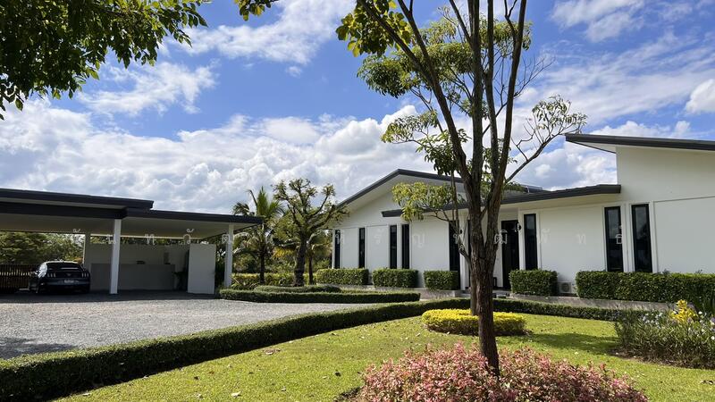 For Sale - 5 Bed House on Large Plot in Doi Saket for Sale, Chiang Mai