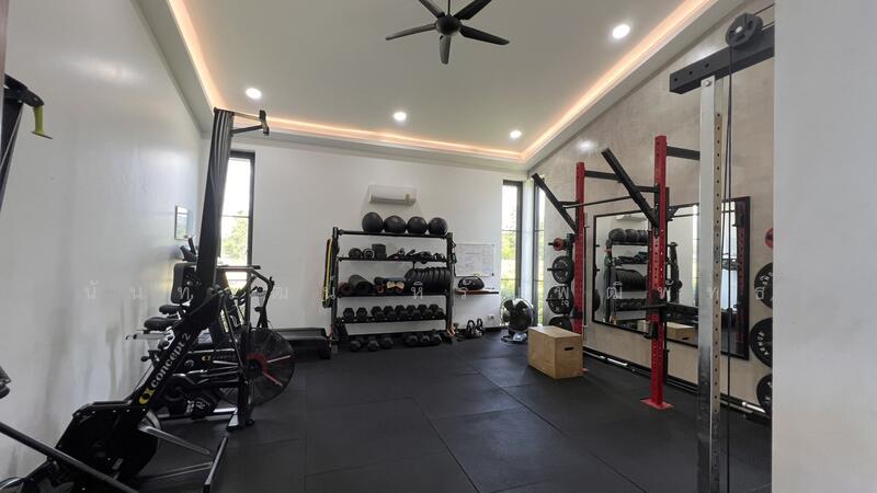 For Sale - 5 Bed House on Large Plot in Doi Saket for Sale, Chiang Mai