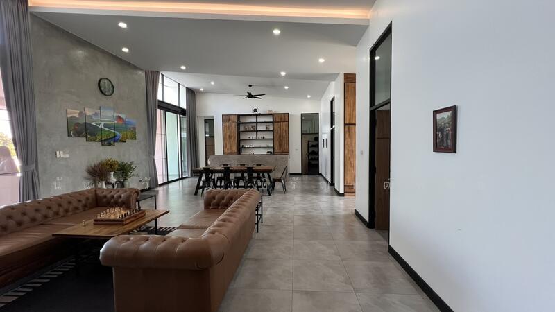 For Sale - 5 Bed House on Large Plot in Doi Saket for Sale, Chiang Mai