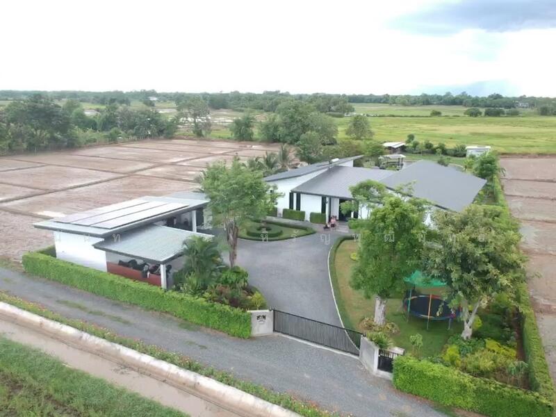 For Sale - 5 Bed House on Large Plot in Doi Saket for Sale, Chiang Mai