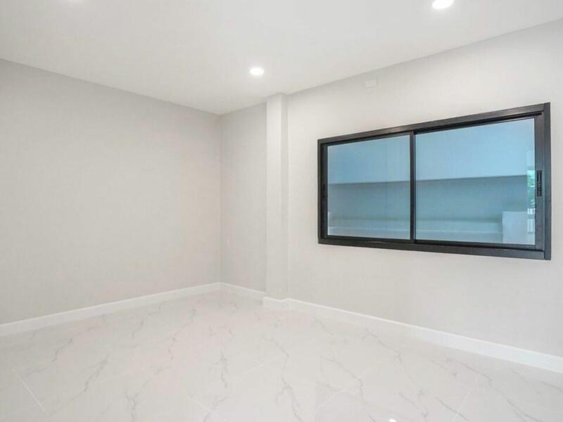 ขาย - Yingruay Niwet Chaengwattana-Prachachuen : ยิ่งรวยนิเวศน์ แจ้งวัฒนะ-ประชาชื่น, นนทบุรี