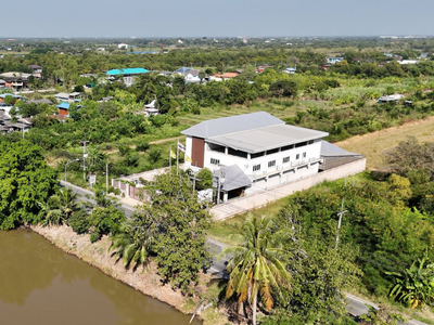 ขาย - ขายโรงงาน 1,500 ตรม. สภาพใหม่ เนื้อที่ 340 ตรว. เลียบคลอง 5 ปทุมธานี, ปทุมธานี