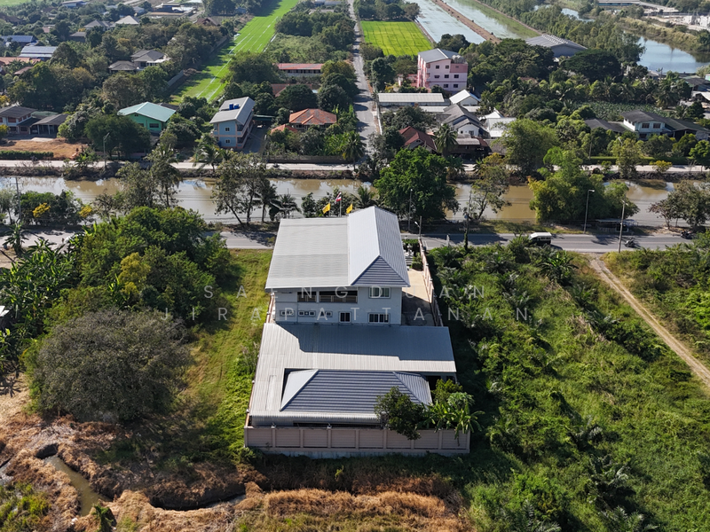 For Sale - ขายโรงงาน ขนาด 1,500 ตรม. ติดถนนเลียบคลอง 5 มีใบรับรอง อย./GMP/HACCP/รง.4 ครบ เดินเครื่องต่อได้ทันที, Pathum Thani