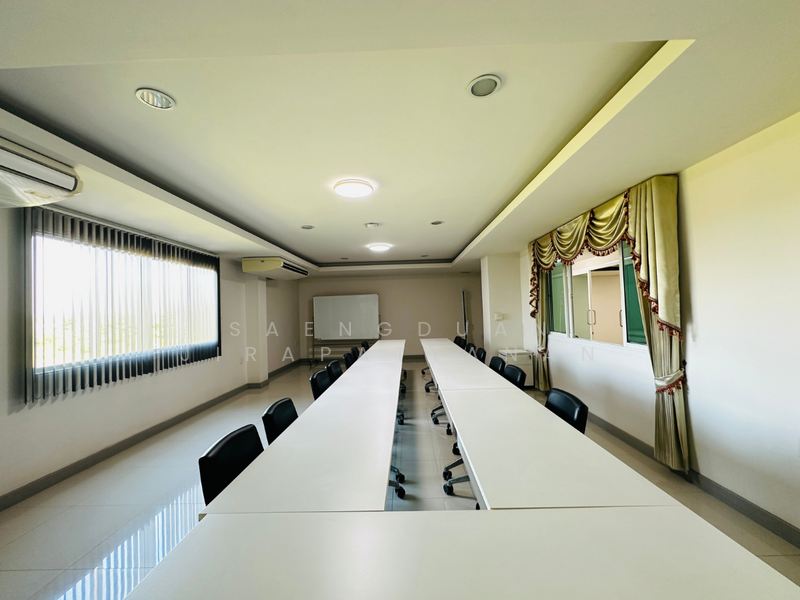 For Sale - ขายโรงงาน ขนาด 1,500 ตรม. ติดถนนเลียบคลอง 5 มีใบรับรอง อย./GMP/HACCP/รง.4 ครบ เดินเครื่องต่อได้ทันที, Pathum Thani