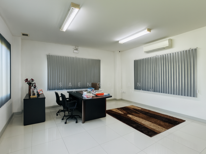 For Sale - ขายโรงงาน ขนาด 1,500 ตรม. ติดถนนเลียบคลอง 5 มีใบรับรอง อย./GMP/HACCP/รง.4 ครบ เดินเครื่องต่อได้ทันที, Pathum Thani