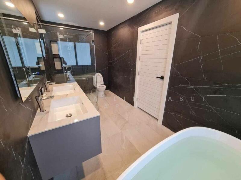 For Sale - Modern Two-Storey Pool Villa, Chon Buri (Pattaya)