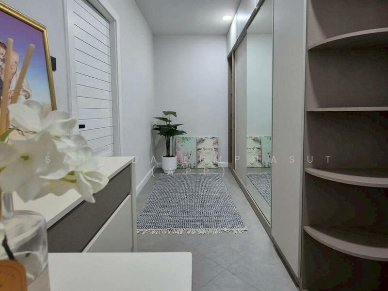 For Sale - Modern Two-Storey Pool Villa, Chon Buri (Pattaya)