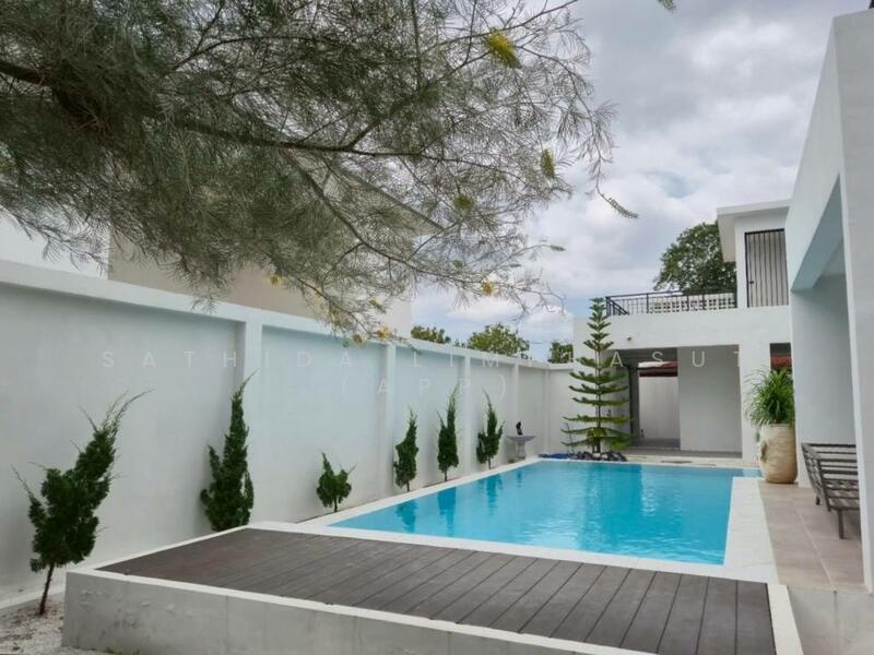 For Sale - Modern Two-Storey Pool Villa, Chon Buri (Pattaya)