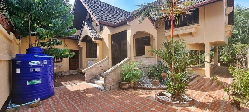 For Rent - Villa In Central Pattaya, Chon Buri (Pattaya)
