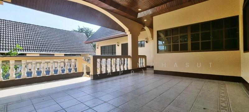 For Rent - Villa In Central Pattaya, Chon Buri (Pattaya)