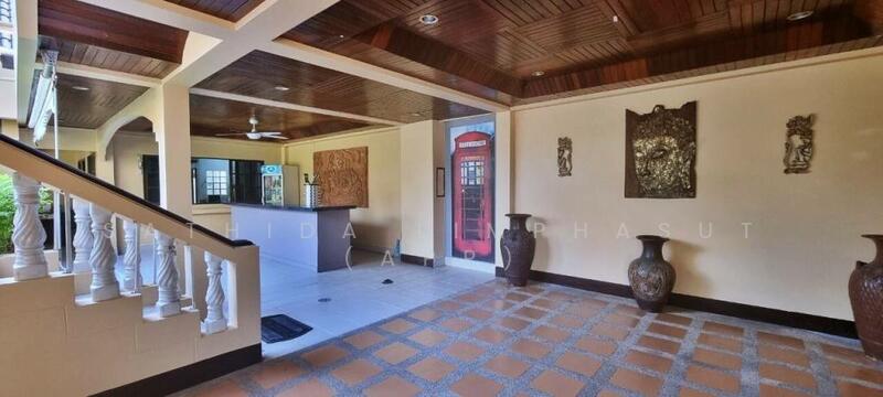 For Rent - Villa In Central Pattaya, Chon Buri (Pattaya)