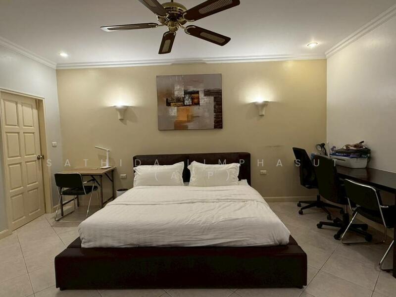 For Rent - Majestic Residence Pratumnak, Chon Buri (Pattaya)