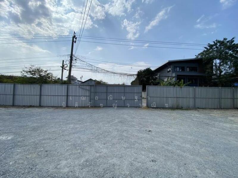 ให้เช่า - โกดังให้เช่าหนองแขม ซอยเพชรเกษม77 ติดถนนสาย3 ขนาด400ตรม. รั้วรอบขอบชิด รถใหญ่เข้าออกได้สะดวก, กรุงเทพ