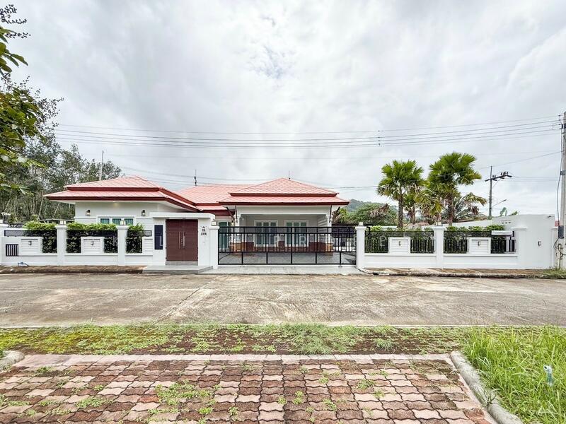 2R0986 Pool villa for rent 4 bedroom 5 bathroom 160,000/month at cherngtalay have fully furnished, ภูเก็ต, เชิงทะเล, ถลาง, ภูเก็ต, 350 ตร.ม., วิลล่า ให้เช่า, โดย PK LIFE Property, 500050143 - DDproperty.com