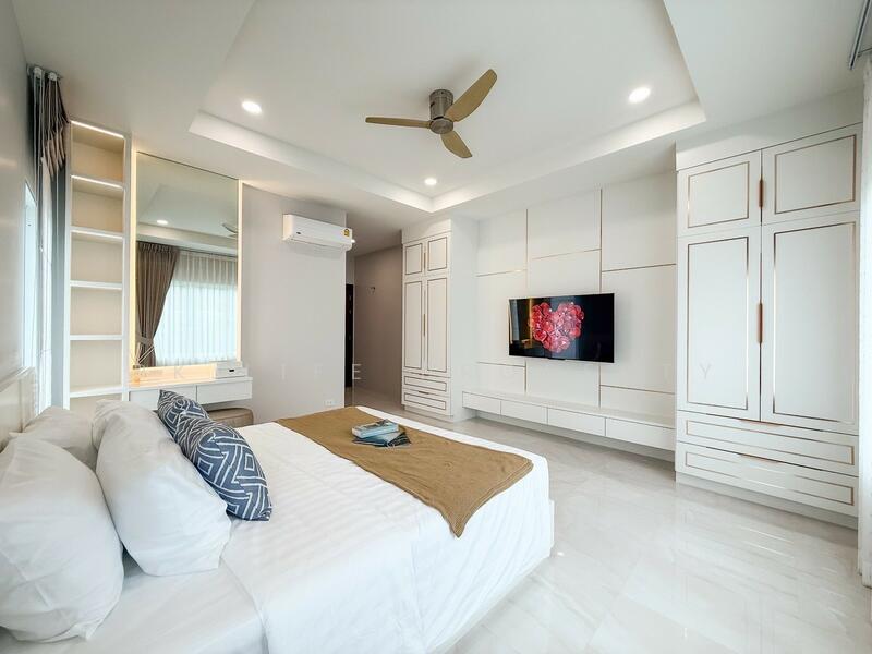 2R0986 Pool villa for rent 4 bedroom 5 bathroom 160,000/month at cherngtalay have fully furnished, ภูเก็ต, เชิงทะเล, ถลาง, ภูเก็ต, 350 ตร.ม., วิลล่า ให้เช่า, โดย PK LIFE Property, 500050143 - DDproperty.com
