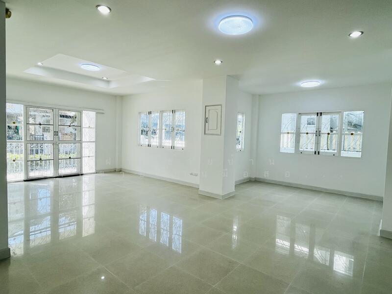 ขาย - ขายสกุลธร!บ้านเดี่ยวถนนวัชรพล-เทพรักษ์ รีโนเวทใหม่ ใกล้ห้าแยกวัชรพล ออกถนนพหลโยธินง่าย, กรุงเทพ