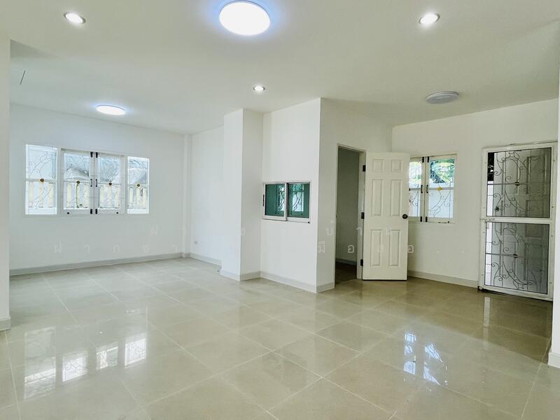 ขาย - ขายสกุลธร!บ้านเดี่ยวถนนวัชรพล-เทพรักษ์ รีโนเวทใหม่ ใกล้ห้าแยกวัชรพล ออกถนนพหลโยธินง่าย, กรุงเทพ