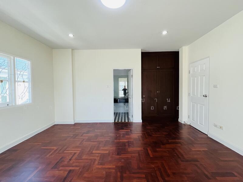 ขาย - ขายสกุลธร!บ้านเดี่ยวถนนวัชรพล-เทพรักษ์ รีโนเวทใหม่ ใกล้ห้าแยกวัชรพล ออกถนนพหลโยธินง่าย, กรุงเทพ