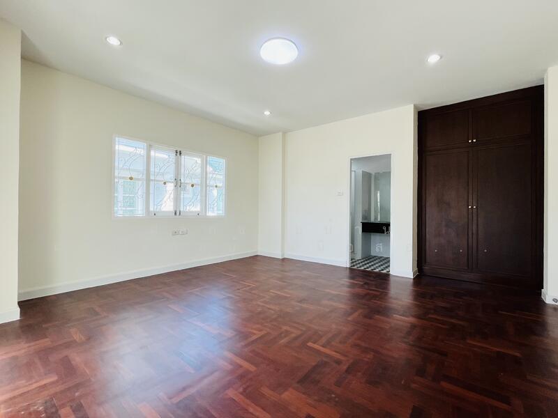 ขาย - ขายสกุลธร! บ้านเดี่ยวถนนวัชรพล-เทพรักษ์ รีโนเวทใหม่ ใกล้ห้าแยกวัชรพล ออกถนนพหลโยธินง่าย, กรุงเทพ