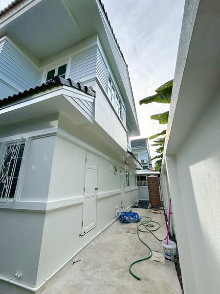 ขาย - ขายสกุลธร!บ้านเดี่ยวถนนวัชรพล-เทพรักษ์ รีโนเวทใหม่ ใกล้ห้าแยกวัชรพล ออกถนนพหลโยธินง่าย, กรุงเทพ