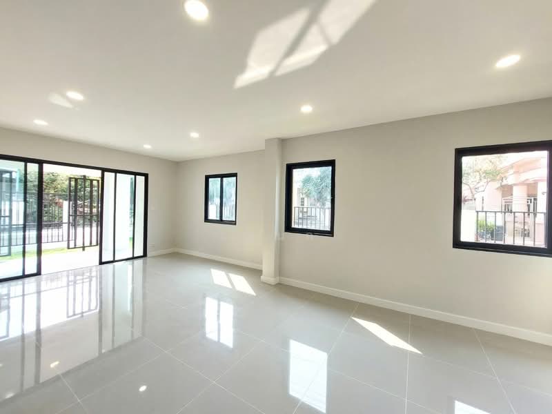 เพชรวัฒนะ, นนทบุรี, บ้านใหม่, ปากเกร็ด, นนทบุรี, 233 ตร.ม., บ้านเดี่ยว ขาย, โดย เอนก, 500050335 - DDproperty.com