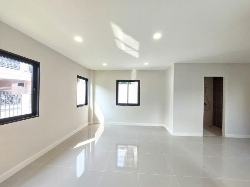 เพชรวัฒนะ, Nonthaburi, Ban Mai, Pak Kret, Nonthaburi, 4 Bedrooms, 233 sqm, Single Detached House For Sale, by เอนก, 500050335 - DDproperty.com