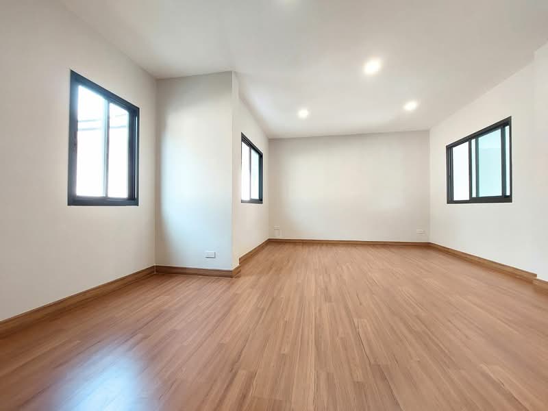 เพชรวัฒนะ, Nonthaburi, Ban Mai, Pak Kret, Nonthaburi, 4 Bedrooms, 233 sqm, Single Detached House For Sale, by เอนก, 500050335 - DDproperty.com